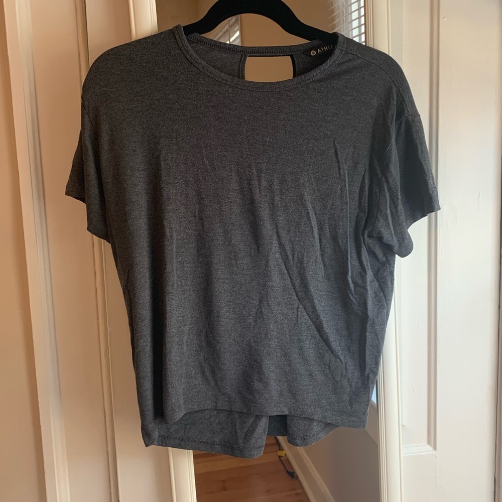Athleta dark grey t shirt